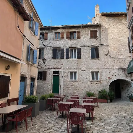 Del Tibio *